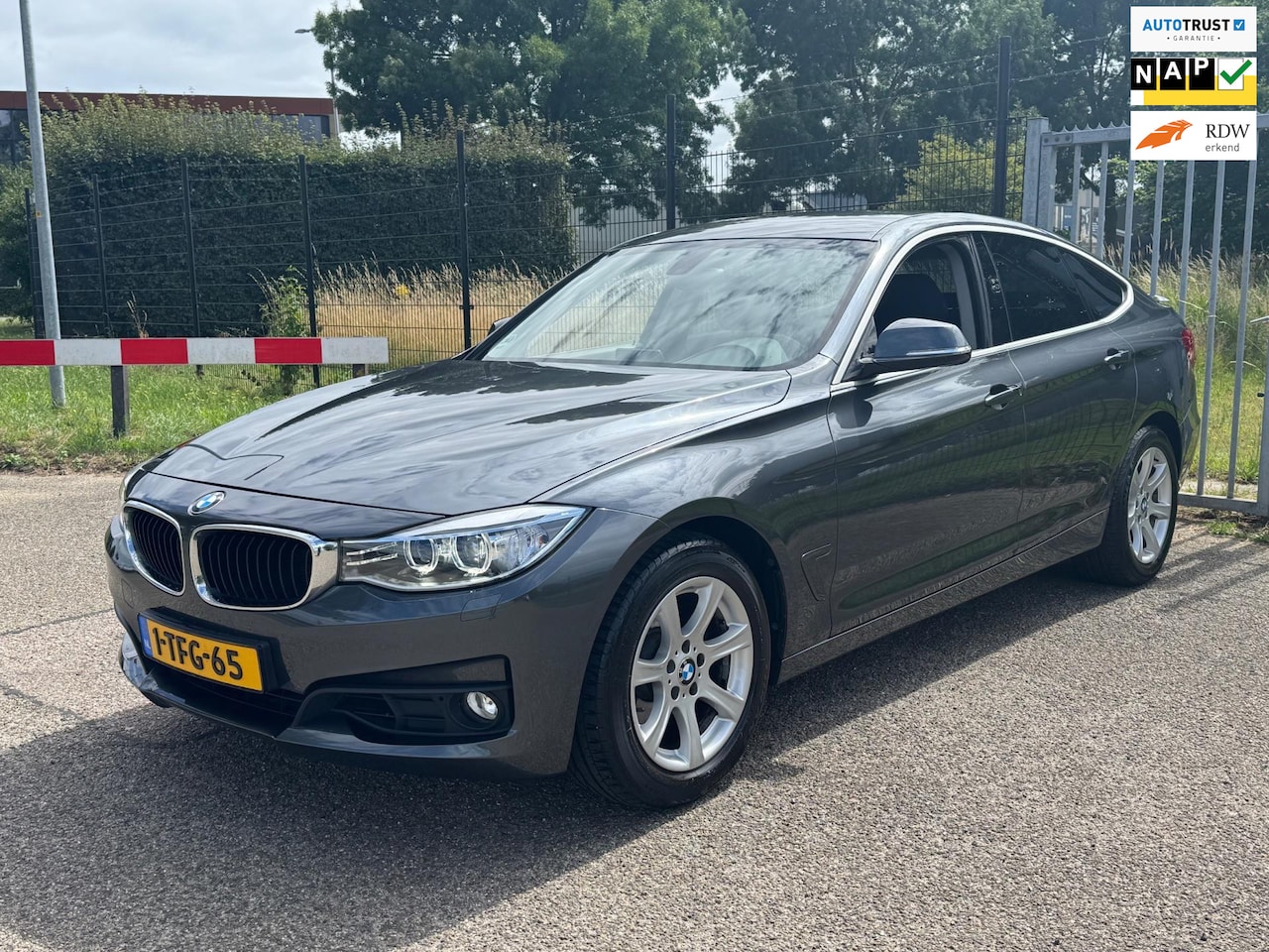 BMW 3-serie Gran Turismo - 320i Executive Automaat NAP Xenon Trekhaak - AutoWereld.nl