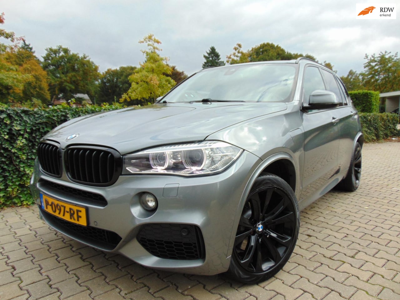 BMW X5 - xDrive 40e iPerformance M Sport Edition XDrive40e iPerformance M Sport Edition , Dealer Onderhouden , 20" Lm / Clima / Cruise / Ca - AutoWereld.nl