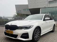 BMW 3-serie - 330e High Executive