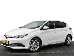 Toyota Auris - 1.3 Now RIJKLAAR INCL:GARANTIE | Achteruitrijcamera | CIma | 15 INCL LMV | Navigatie | Cru