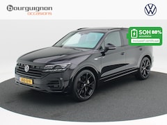 Volkswagen Touareg - 3.0 TSi eHybrid 462 Pk Automaat 4Motion R-Line | Panoramadak | Adaptive Cruise | Black Sty