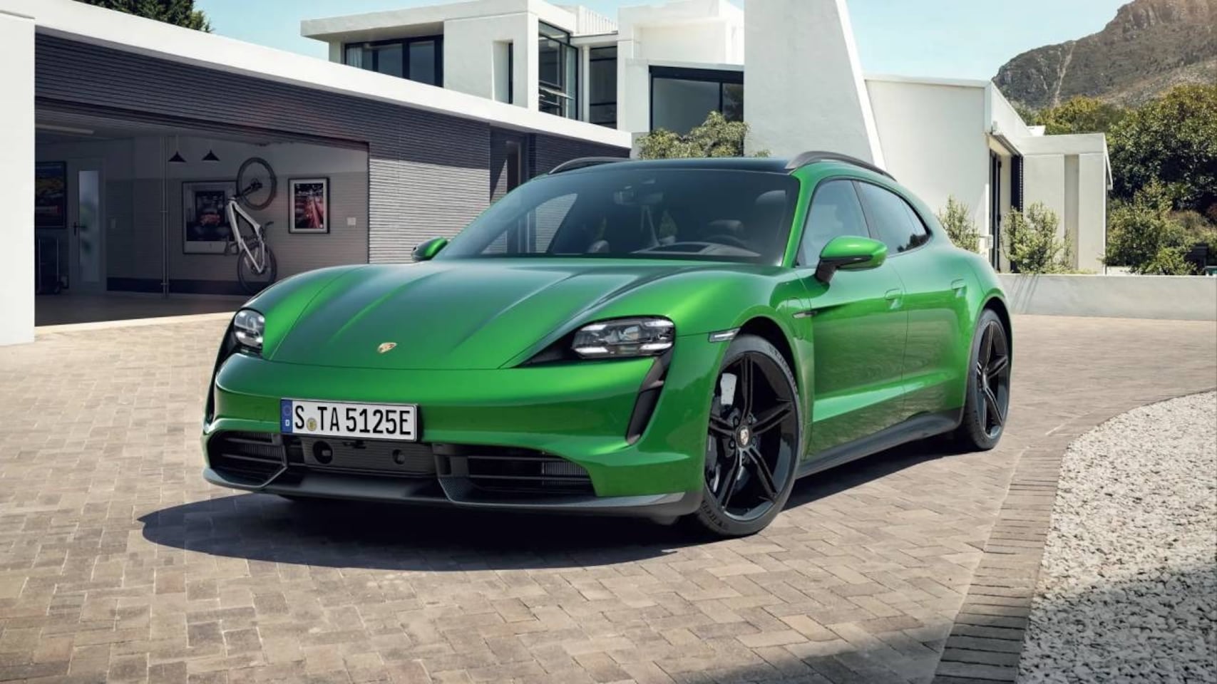 Porsche Taycan Sport Turismo - Turbo S - AutoWereld.nl