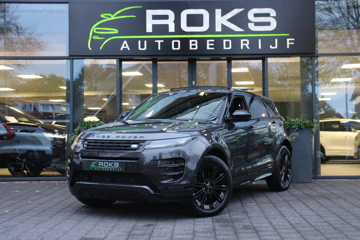 Land Rover Range Rover Evoque - 1.5 P270e PHEV AWD Dynamic SE Blackpack - AutoWereld.nl