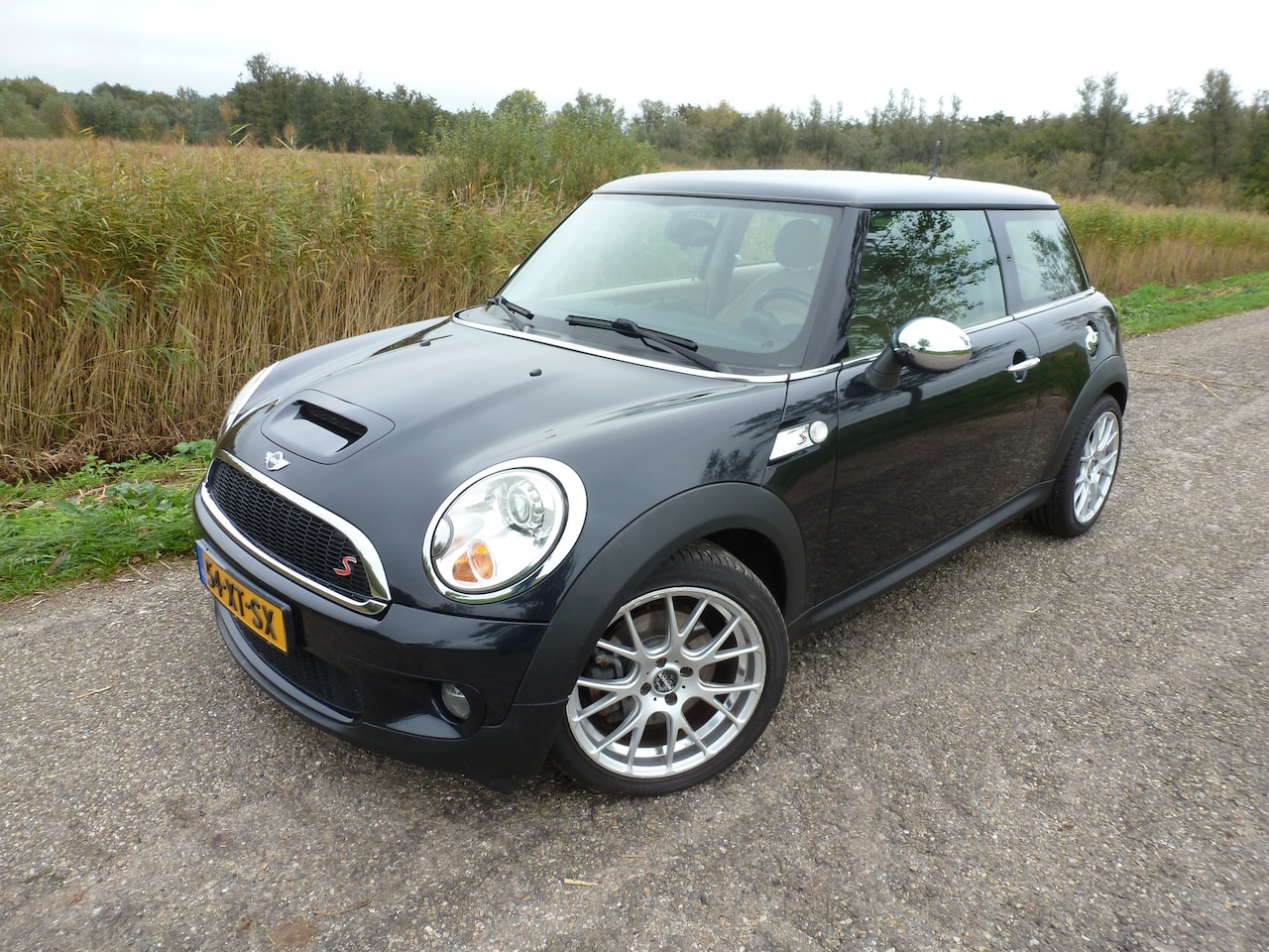 MINI Mini - 1.6 Cooper S Mini Cooper S 16 V 175pk 2008 LEDER AIRCO Zwart NL auto - AutoWereld.nl