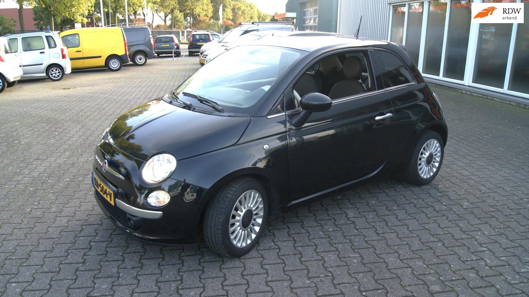 Fiat 500 - 1.2 Bicolore Panodak leren bekleding - AutoWereld.nl