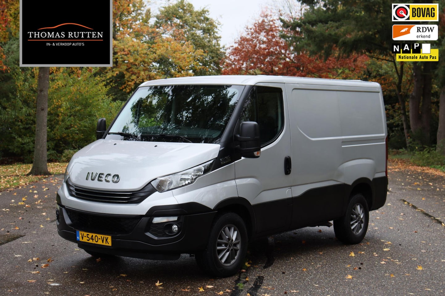 Iveco Daily - 35S14V 2.3 300 H1 2019 | Airco | Parkeersensoren | Cruise Control | Stuurwiel Bediening | - AutoWereld.nl