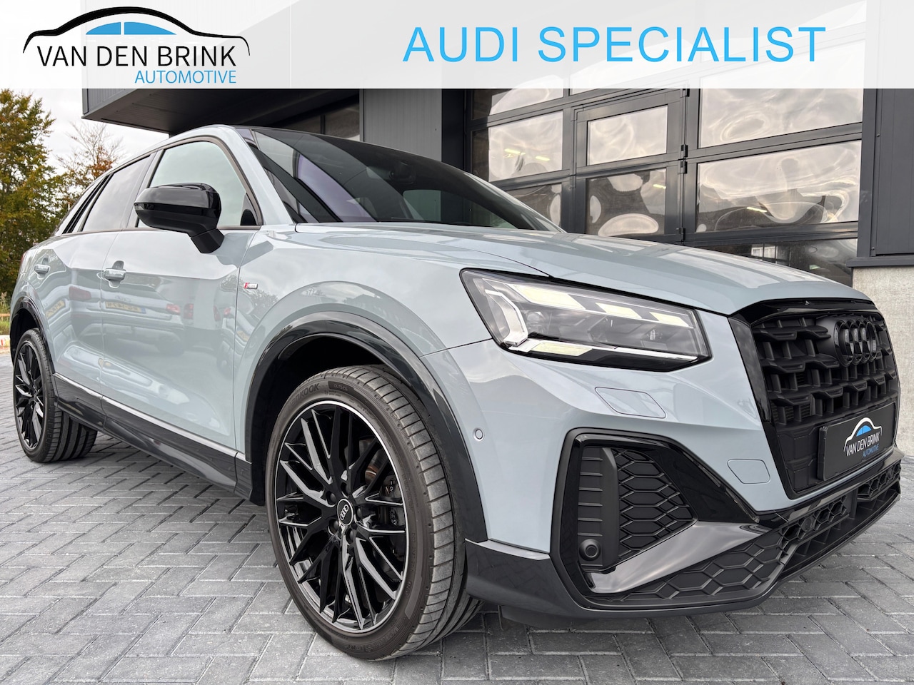 Audi Q2 - 35 TFSI S-line Black Matrix sfeer Pano - AutoWereld.nl