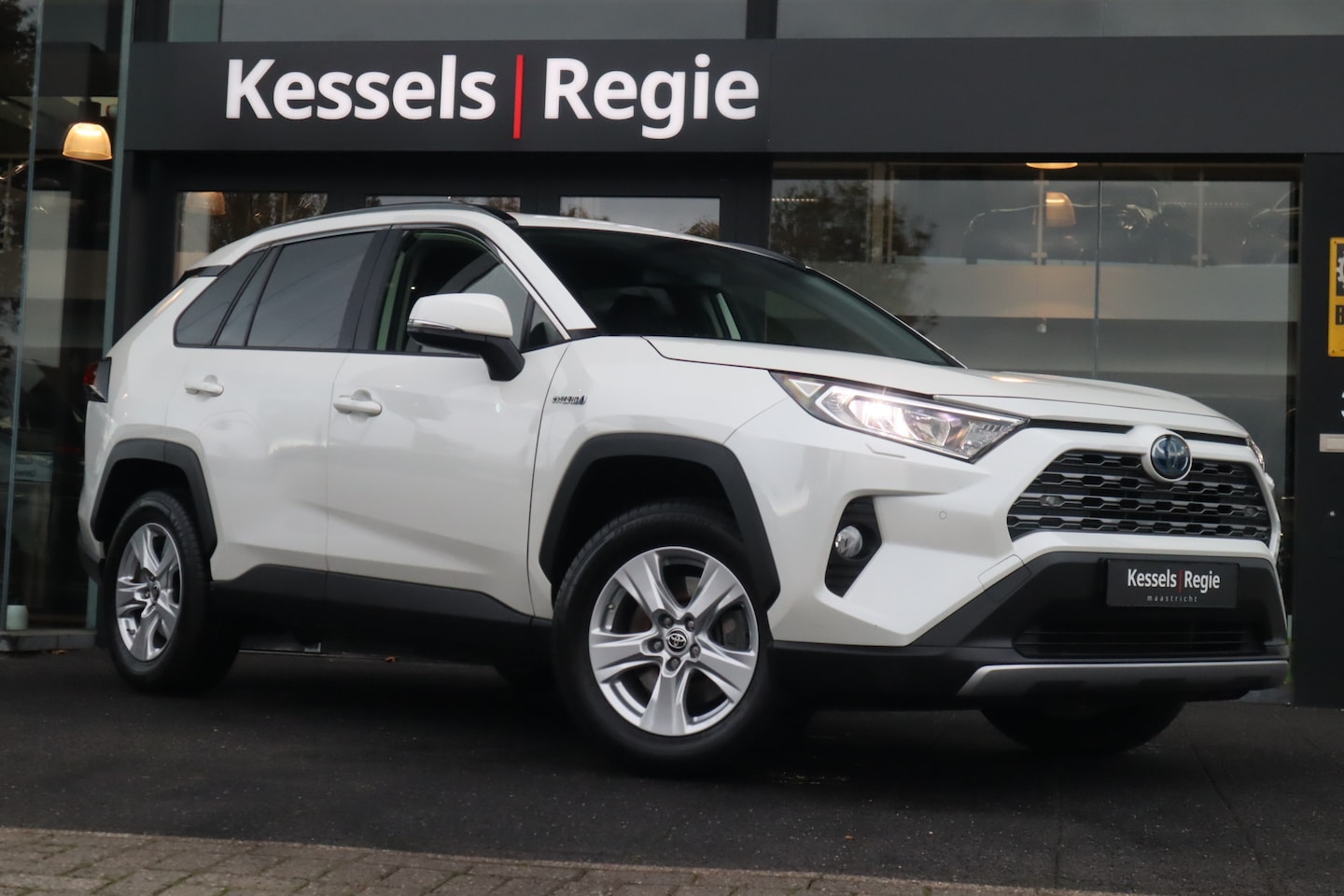 Toyota RAV4 - 2.5 Hybrid Dynamic ACC keyless CarPlay El.Stoel Camera Stuur+Stoelverwarming - AutoWereld.nl