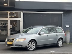 Volvo V70 - 2.0 Kinetic NAP / CRUISE / CLIMA