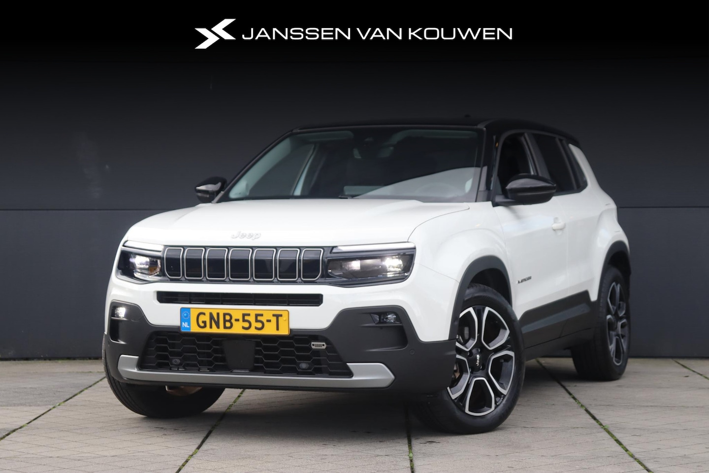 Jeep Avenger - Summit 54 kWh Winterpakket Navigatie Apple Carplay - AutoWereld.nl