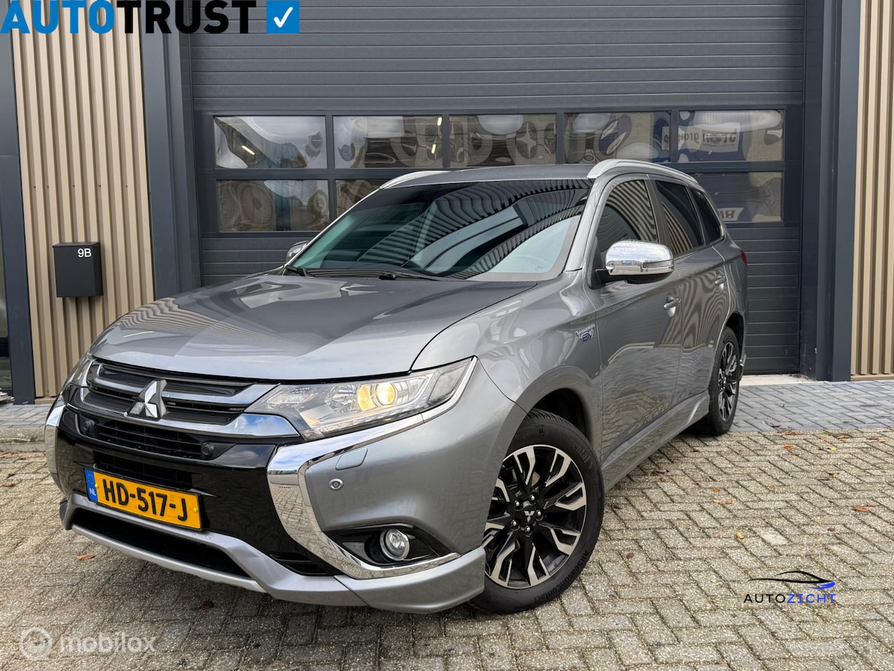Mitsubishi Outlander - 2.0 PHEV Executive Edition | Stoelverw - AutoWereld.nl