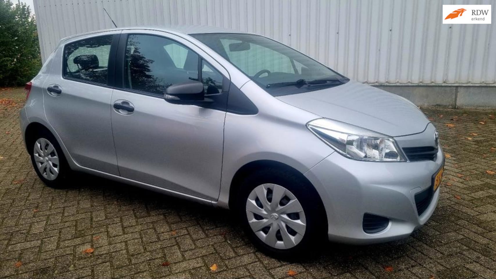 Toyota Yaris - 1.0 VVT-i Comfort 1.0 VVT-i Comfort - AutoWereld.nl