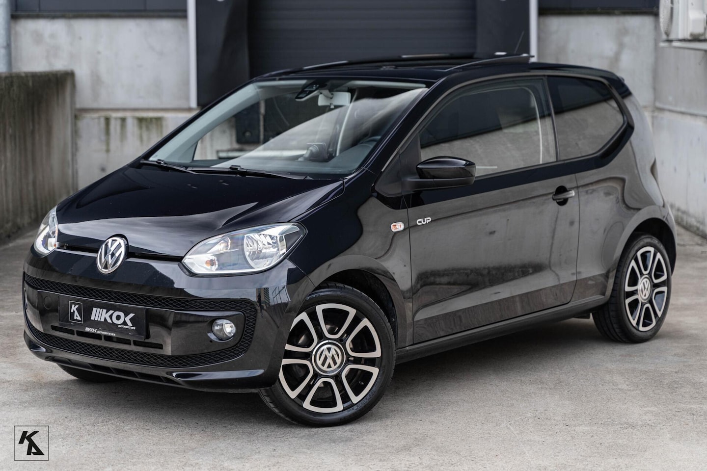 Volkswagen Up! - 1.0 2014 | CUP Up! 75PK | Pano | Automaat - AutoWereld.nl