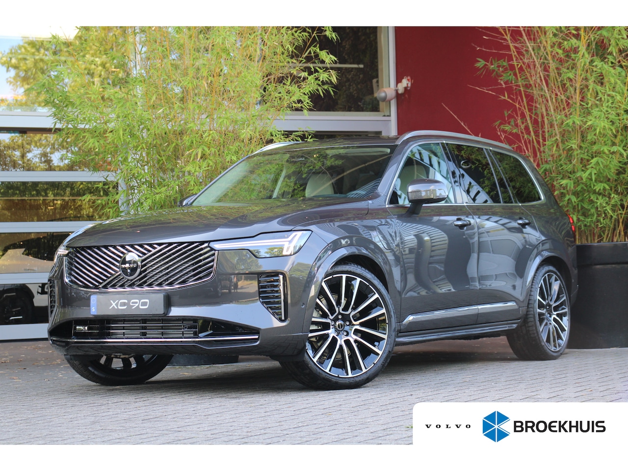 Volvo XC90 - 2.0 T8 Plug-in hybrid AWD Ultra Bright | Luchtvering | Bowers&Wilkins | Massage | 22" Velg - AutoWereld.nl