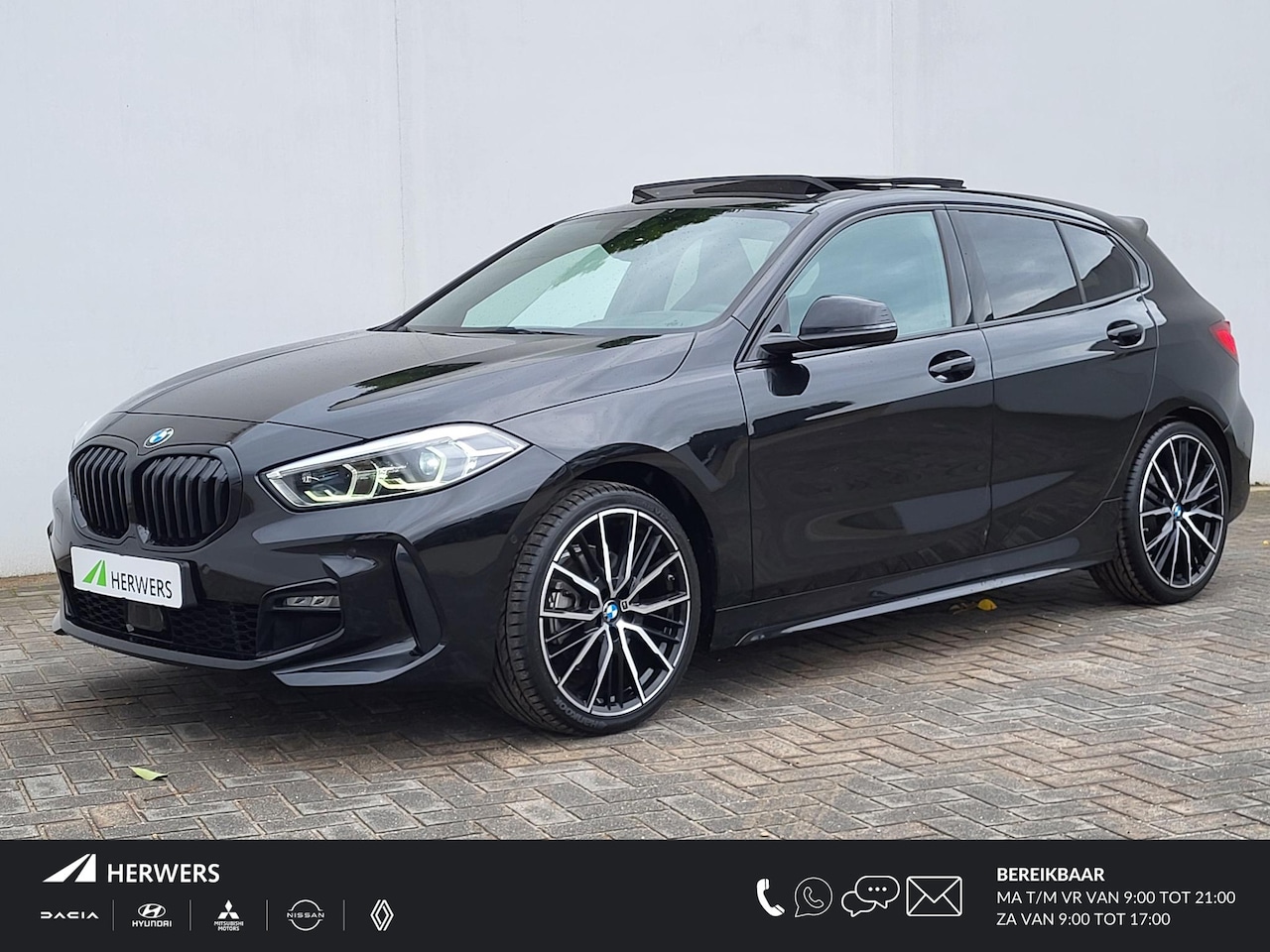 BMW 1-serie - 118i Automaat / Dealer onderhouden / M-Sport / 19" velgen / Navigatie / Panoramadak / Harm - AutoWereld.nl