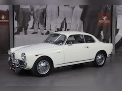 Alfa Romeo Giulietta - Sprint 1600 upgraded with 1600 engine and 5 speed gearbox