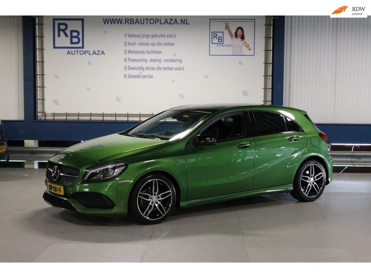 Mercedes-Benz A-klasse - 180 Ambition / AMG PAKKET / PANO / GREEN LABEL ! ! ! - AutoWereld.nl
