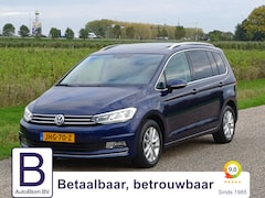Volkswagen Touran - 1.8 TSI Highline /180 PK/Pano/Camera/Cruise/Navi/