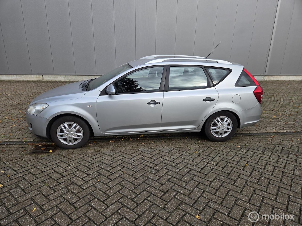 Kia Cee'd Sporty Wagon - 1.6 - AutoWereld.nl