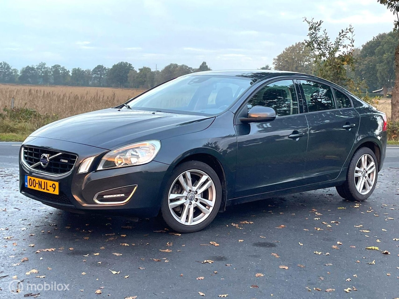 Volvo S60 - 2.0 T5 R-Design NAP - AutoWereld.nl
