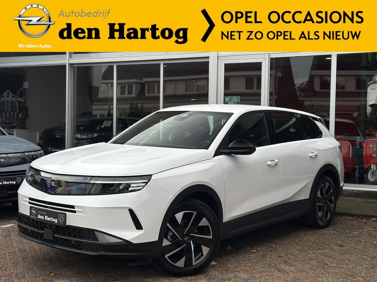 Opel Grandland - 1.2 Turbo Hybrid Business Edition Trekhaak/Stoel+stuur verwarming/Electr achterklep. - AutoWereld.nl