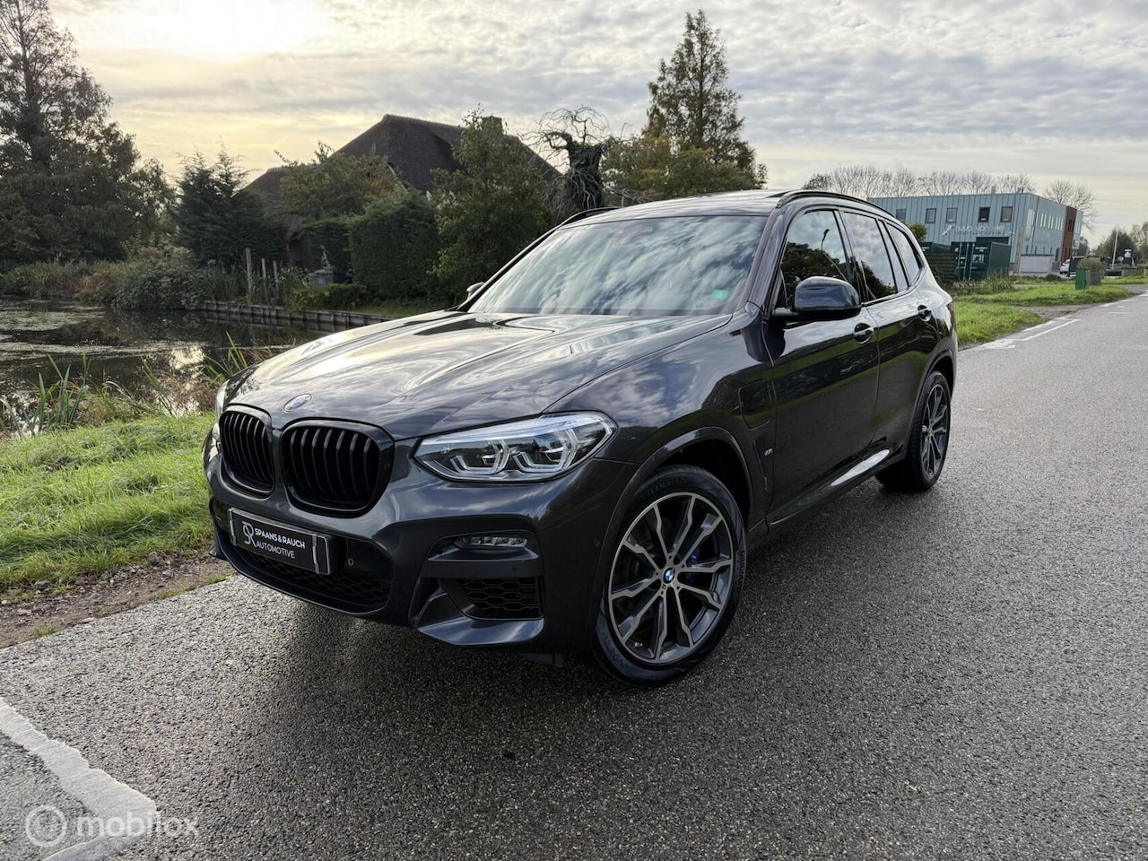 BMW X3 - xDrive30e High Exec. / M Sport / Pano / HUD / Harman - AutoWereld.nl