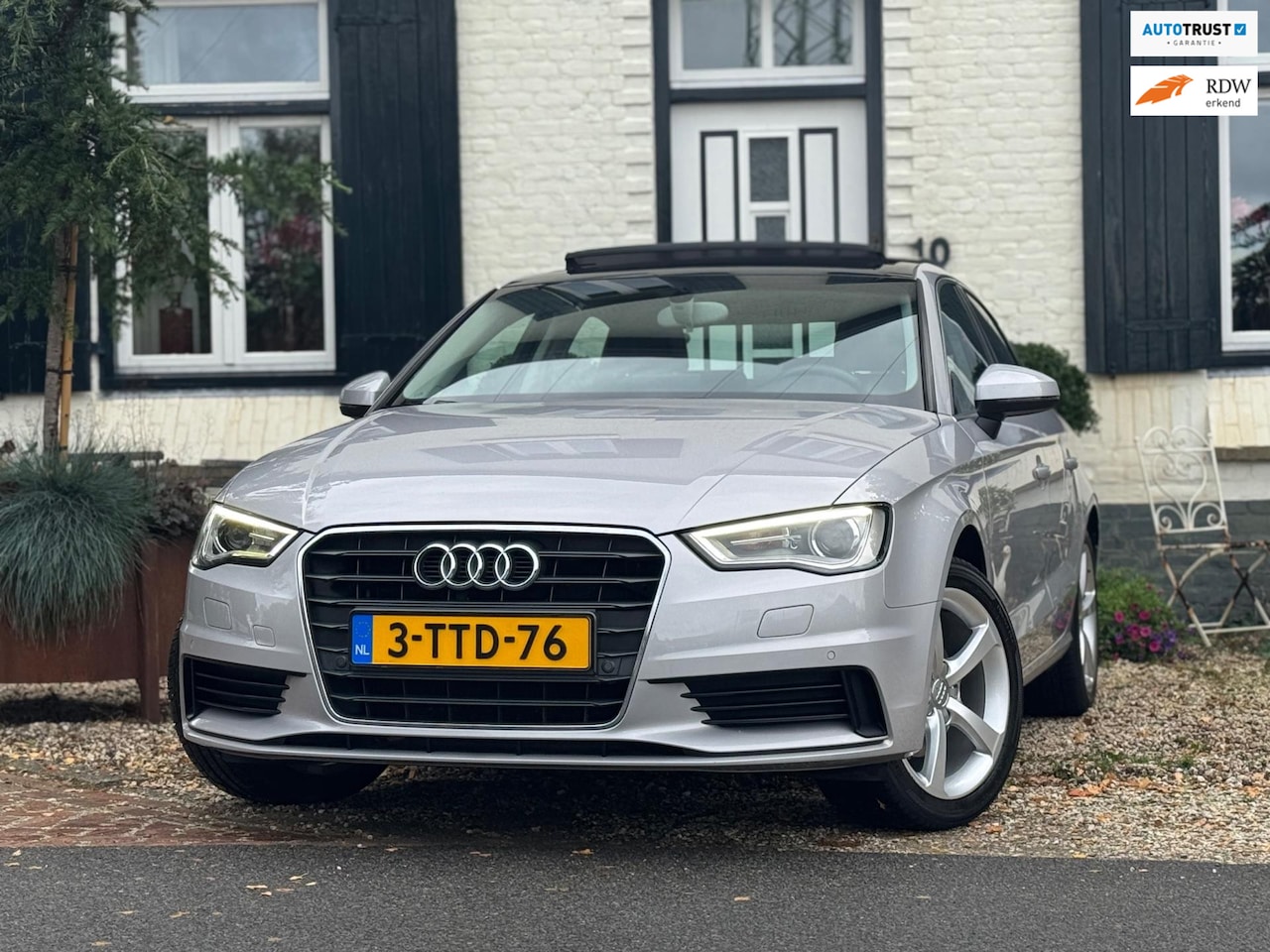 Audi A3 Limousine - 1.4 TFSI CoD Attraction Pro Line Plus 1.4 TFSI CoD Attraction Pro Line Plus|Automaat|NAP| - AutoWereld.nl