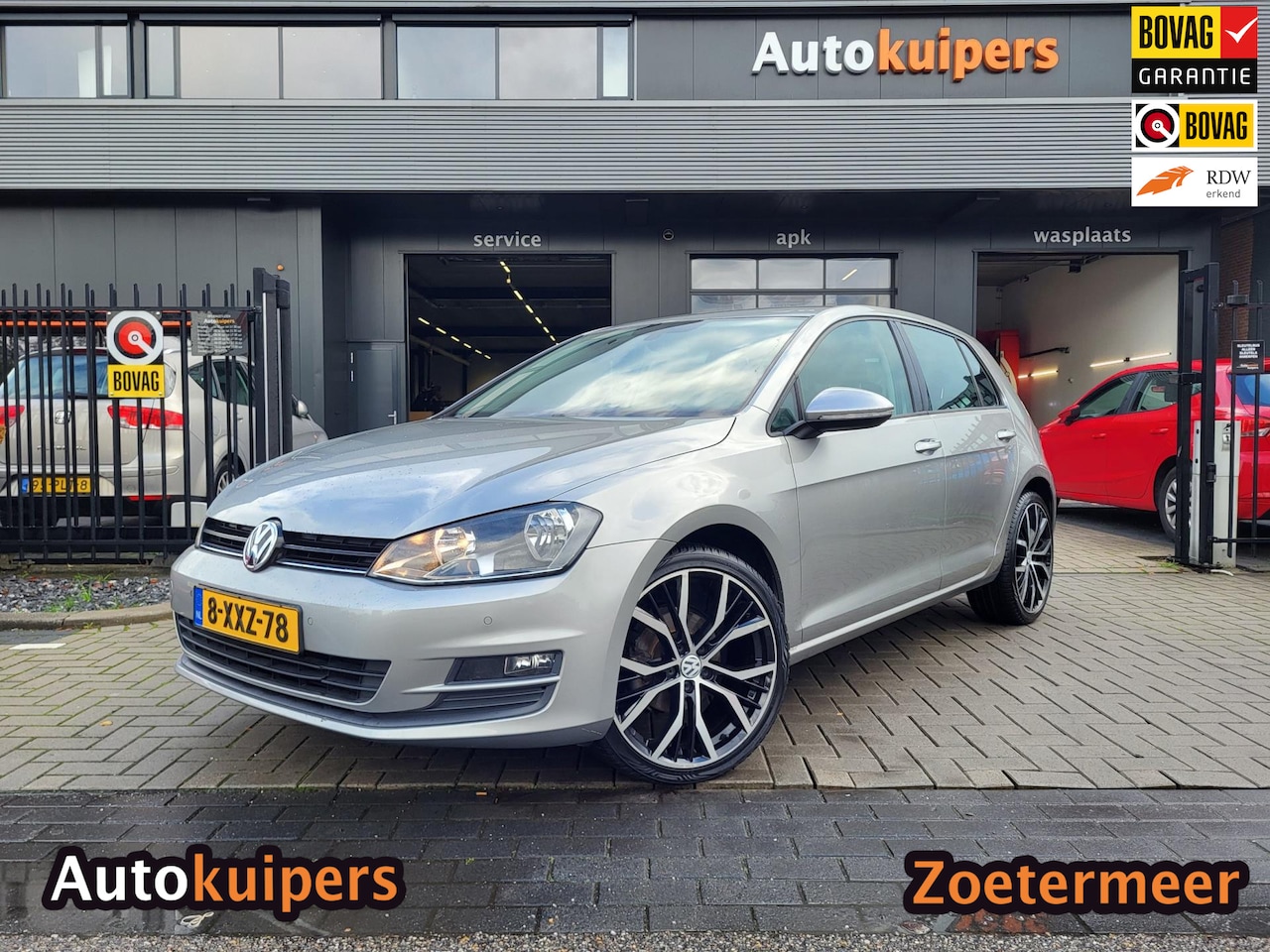 Volkswagen Golf - 1.2 TSI Comfortline | 1e EIGENAAR | NEW ALL SEASON | Met o.a. climate, cruise control, nav - AutoWereld.nl