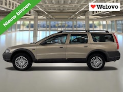 Volvo XC70 - 2.4 T Zeer nette auto, bluetooth, electr. stoel, schuifdak