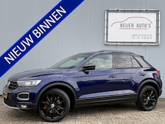 Volkswagen T-Roc - 1.5 TSI Sport Business R Navigatie/Camera