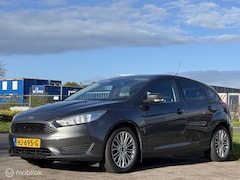Ford Focus - 1.0 Trend Edition cruise pdc