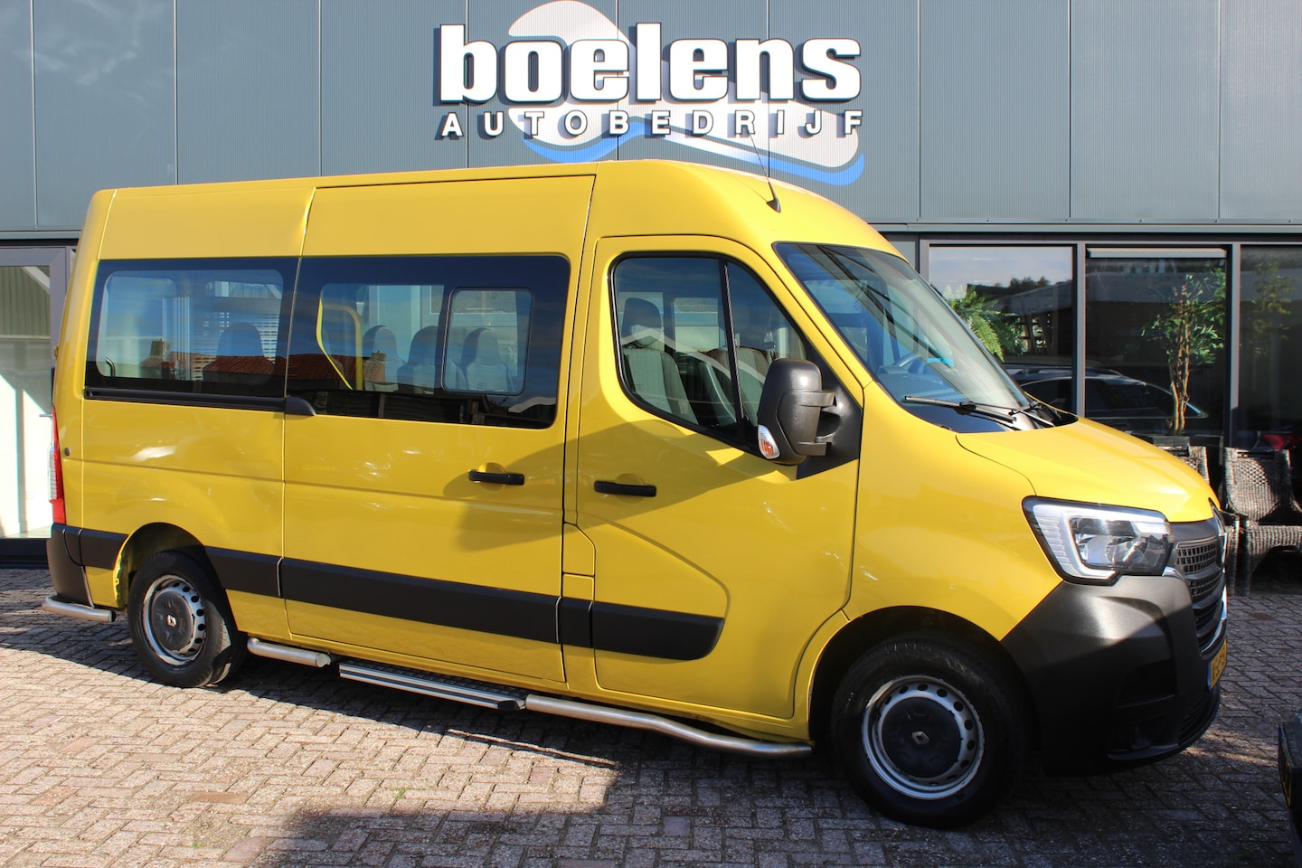 Renault Master - Rolstoelvervoer | PERSONENLIFT | AIRCO | SCHUIFDEUR | NAVIGATIE | DAB-RADIO | CAMERA | PDC - AutoWereld.nl