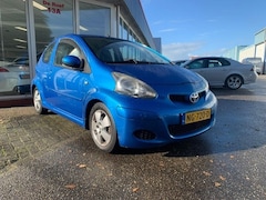 Toyota Aygo - 1.0-12V Dynamic Blue