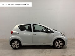Toyota Aygo - 1.0-12V Sport 5drs. Navi Airco APK Nieuwe Koppeling