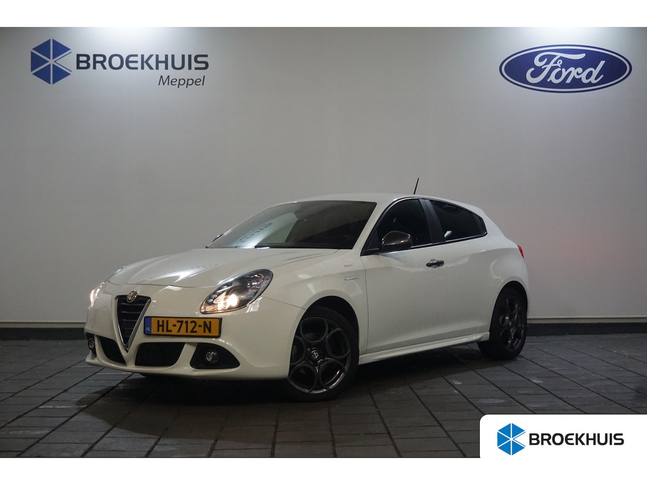 Alfa Romeo Giulietta - 1.6 JTDm Sprint | Cruise control | Navigatiesysteem full map | Parkeersensor achter - AutoWereld.nl