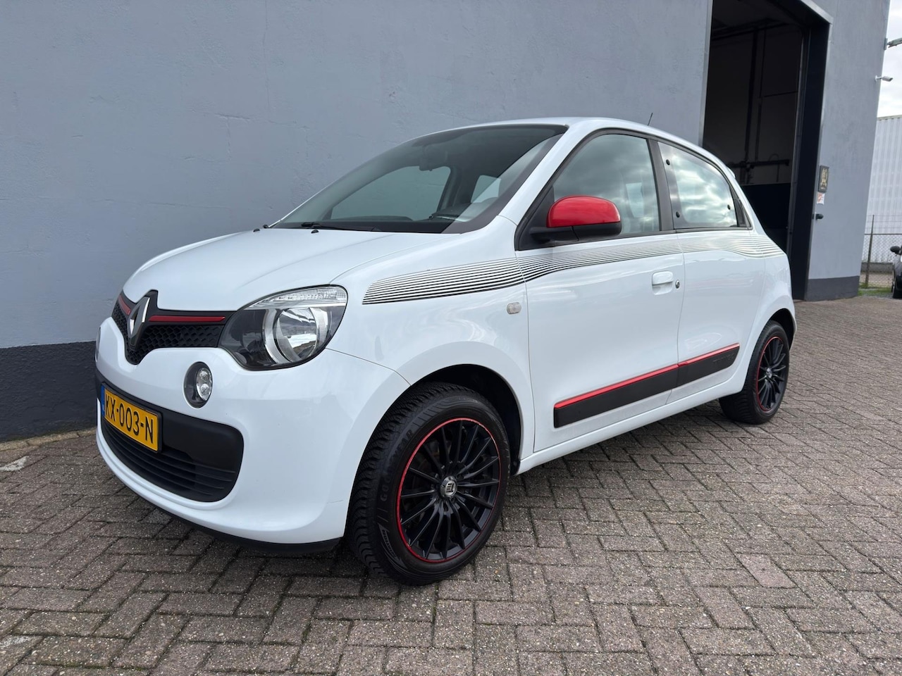 Renault Twingo - 1.0 SCe Collection - Airco - LMV - AutoWereld.nl