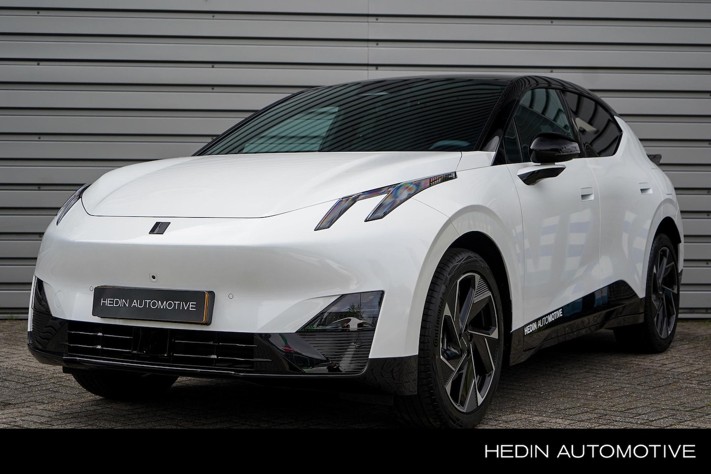 Lynk & Co 02 - More 66 kWh | Lane Assists | Electrische Stoelen | 100 % electrisch | Panoramisch schuifda - AutoWereld.nl