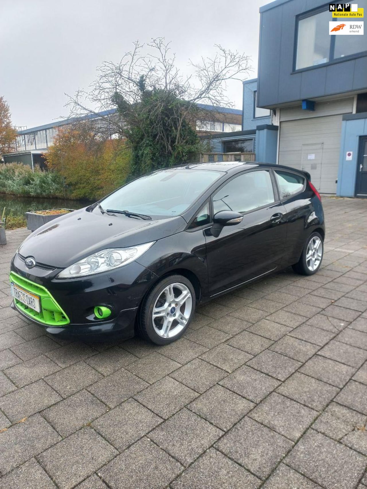 Ford Fiesta - 1.6 Sport 1.6 Sport,1eigenaar, cruise Controle, kmnap,aluminium velgen, parkeersensoren - AutoWereld.nl