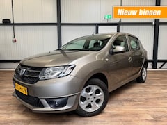 Dacia Sandero - 0.9 TCe Lauréate / AIRCO / CRUISE / PDC / LM-VELGEN /
