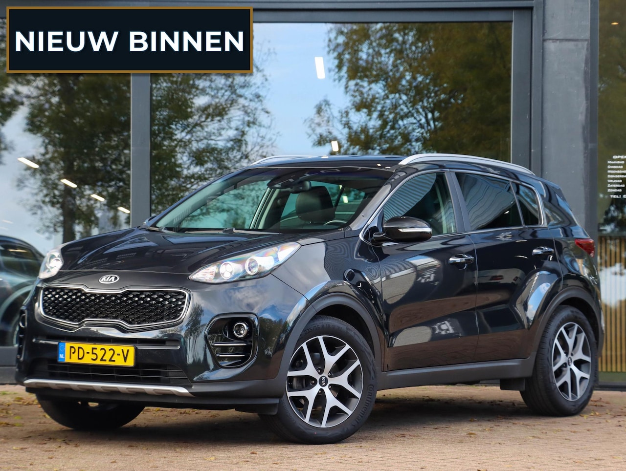 Kia Sportage - 1.6 GDI DynamicLine Leder | Trekhaak - AutoWereld.nl