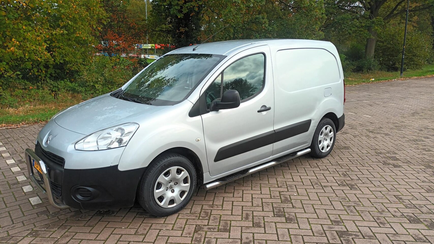 Peugeot Partner - 120 1.6 e-HDI L1 Airco - AutoWereld.nl