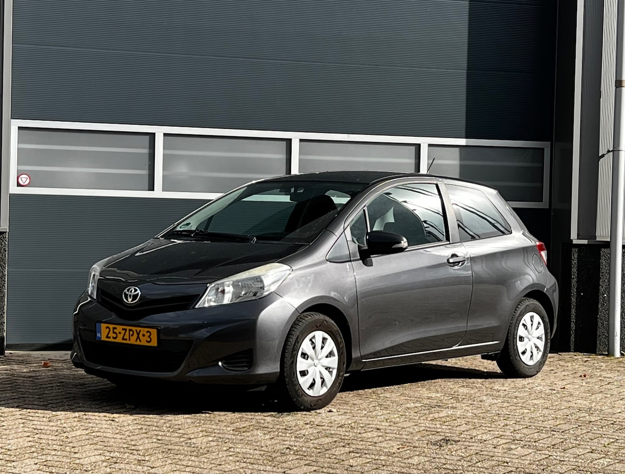 Toyota Yaris - 1.0 VVT-i Comfort bj.2013 Airco|Radio|Nap. - AutoWereld.nl