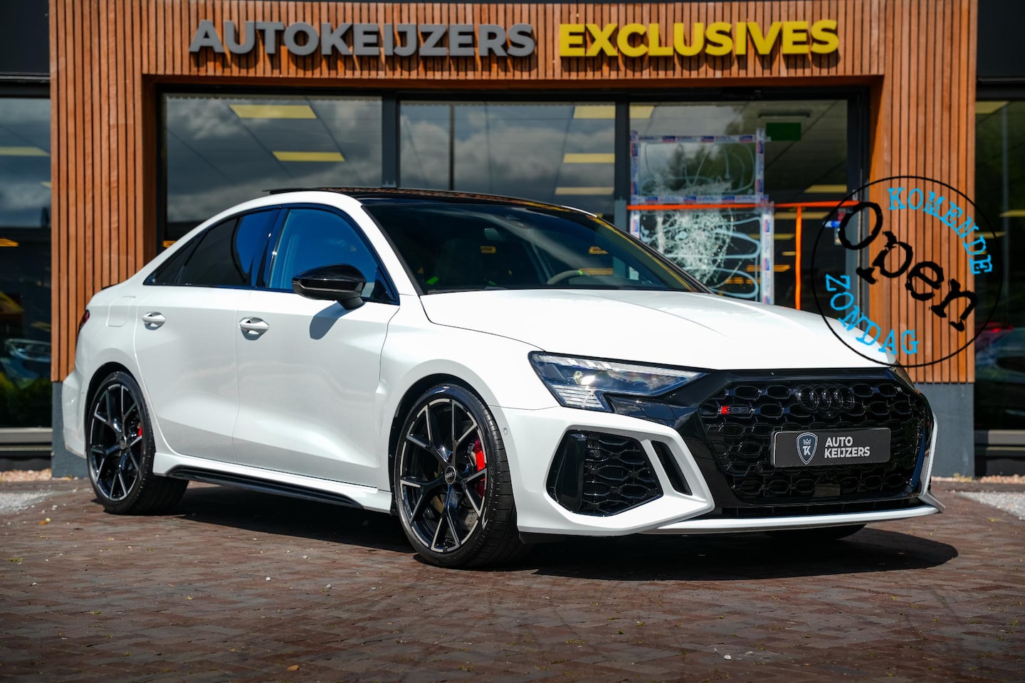 Audi RS3 - Limousine 2.5 TFSI RS 3 quattro Panoramadak B&O HUD ACC Hulk Edition - AutoWereld.nl