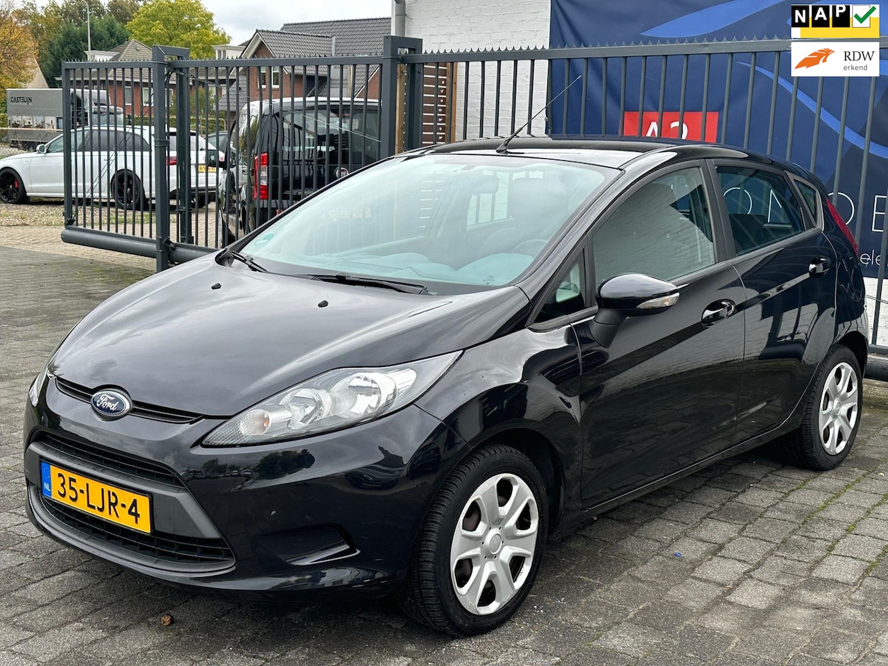 Ford Fiesta - 1.25 Limited / NAP / AIRCO / AUX / ELEKTR. RAMEN / CENTR. DEURVERGR. / RIJKLAAR ! - AutoWereld.nl