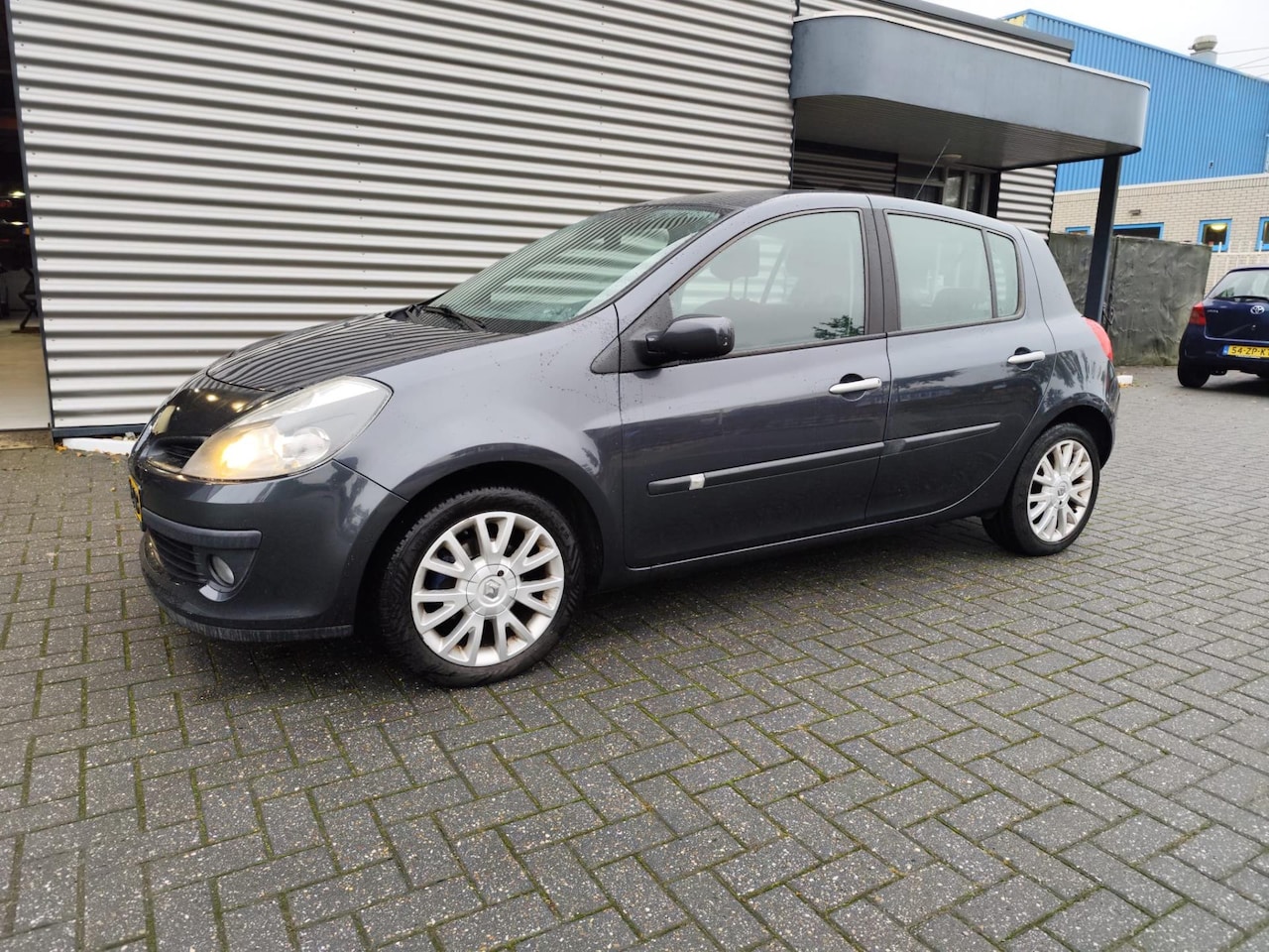 Renault Clio - 1.6-16V Dynamique Luxe 1.6-16V Dynamique Luxe - AutoWereld.nl