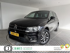 Volkswagen Tiguan - 1.4 TSI Sound, Trekhaak, Apple / Android
