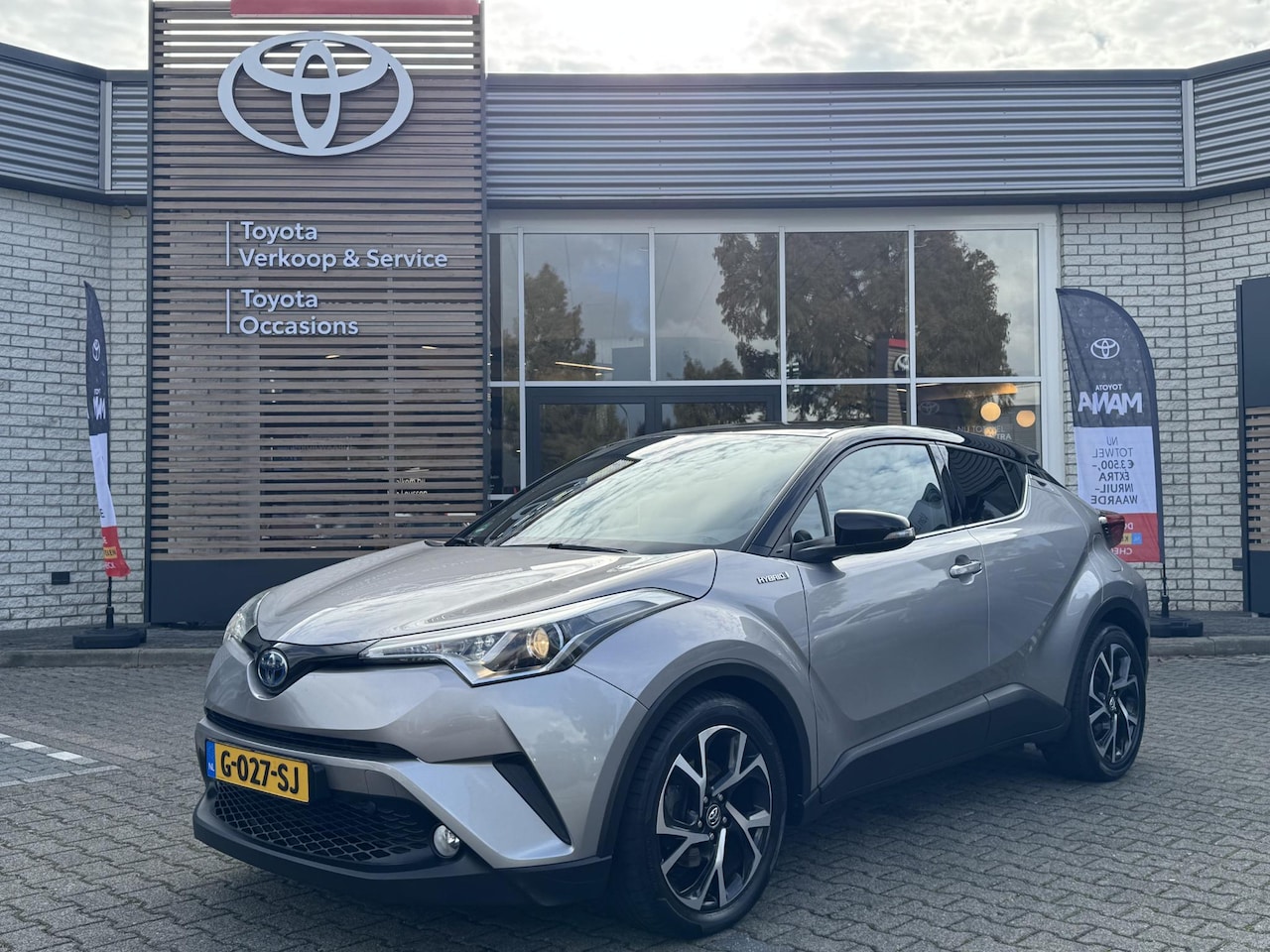 Toyota C-HR - 1.8 Hybrid Bi-Tone Plus 1.8 Hybrid Bi-Tone Plus - AutoWereld.nl
