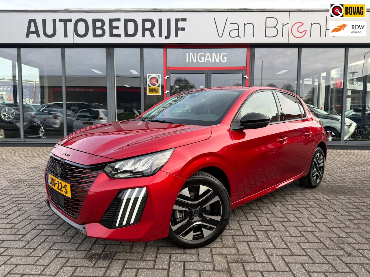 Peugeot 208 - 1.2 PureTech 100PK Allure | Carplay | Cruise | PDC - AutoWereld.nl