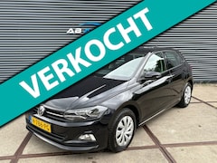 Volkswagen Polo - 1.0 TSI Comfortline Business APPLE CARPLAY