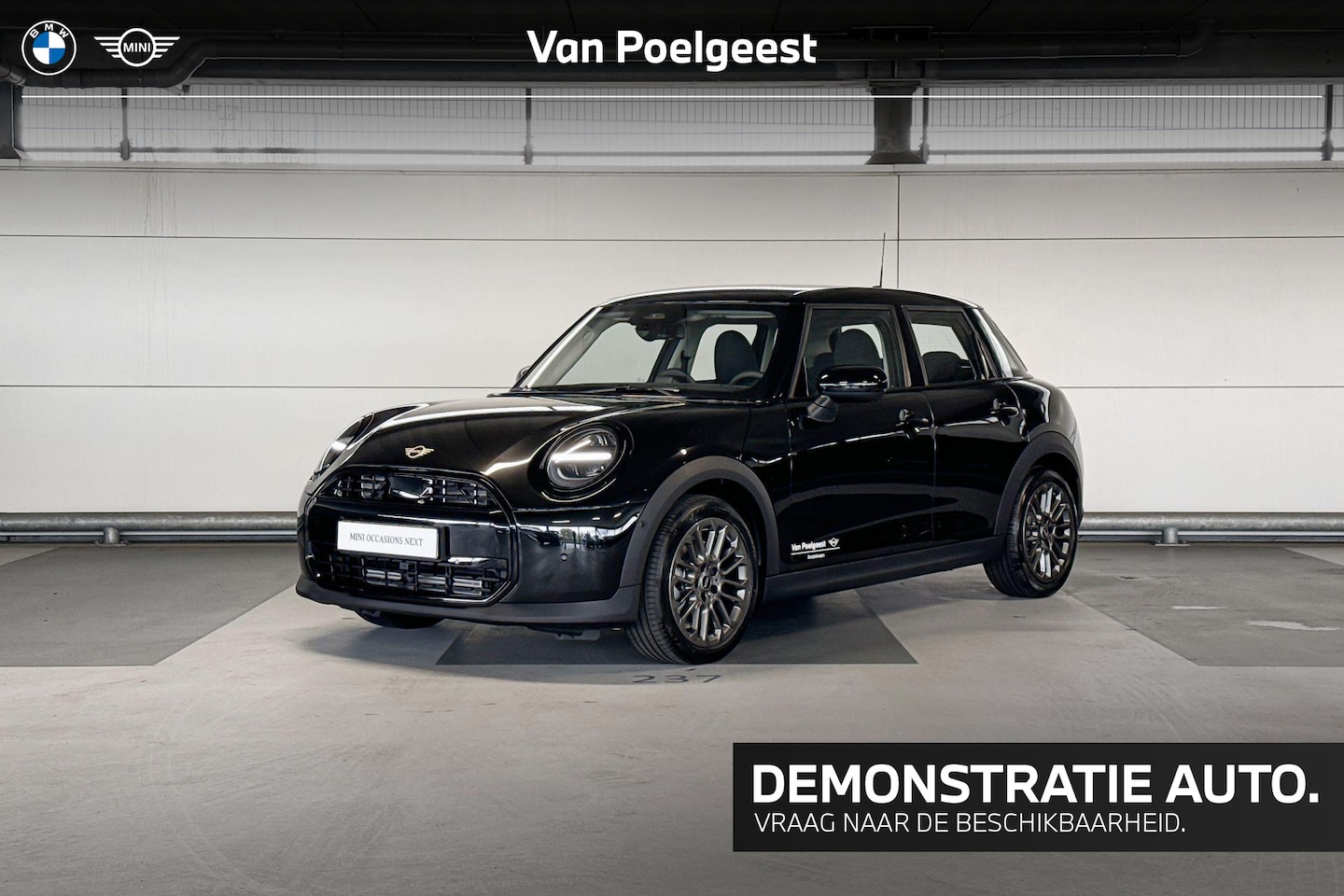 MINI Cooper - 5-deurs 1.5 Cooper C Essential XS | Pakket XS - AutoWereld.nl